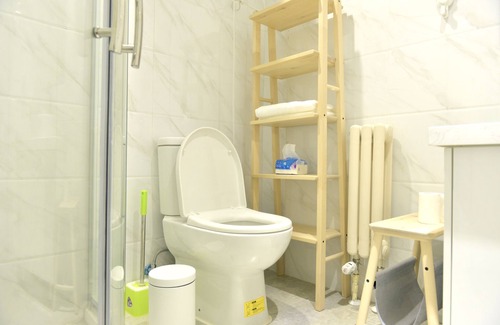 Beijing Apartment | Inviting Studio Retreat Near Subway with Spa and Hot Tub