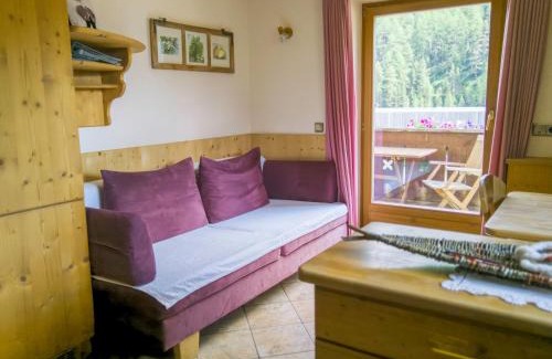Curon Venosta Apartment | Experience Comfort at Beim Gruber - Rated 10/10 by Guests