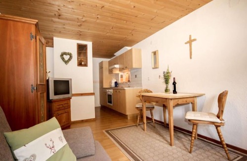 Zwieselstein Apartment | Relaxing Retreat at Beim Holzschnitzer with Lake View & Spa