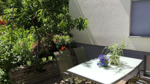 Sankt Leonhard im Pitztal Apartment | Family-Friendly Retreat at beim Holzwurm Andy – Rated 9.6/10