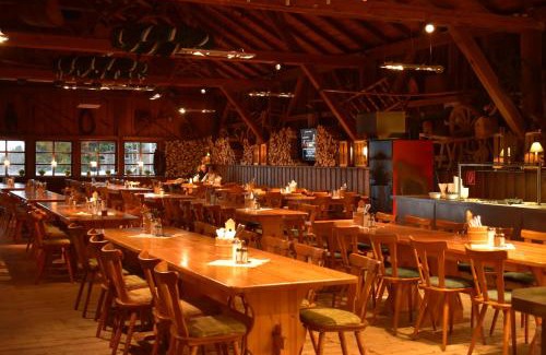 Deggendorf House | Pet-Friendly Beim Krahwirt with Oceanfront Views