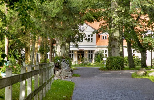 Bohlendorf House | Family-Friendly Retreat at Beim Speicher with Balcony