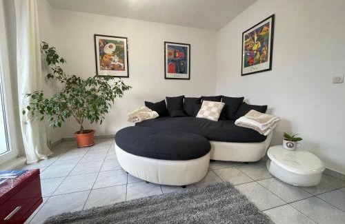 Magdeburg Apartment | BEIMS APARTMENT-Vollausstattung-Küche, kostenlos-WFI, Smart-TV