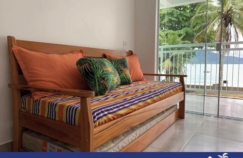 Lazaro Apartment | Oceanfront Escape at Beira Mar - Praia do Lázaro