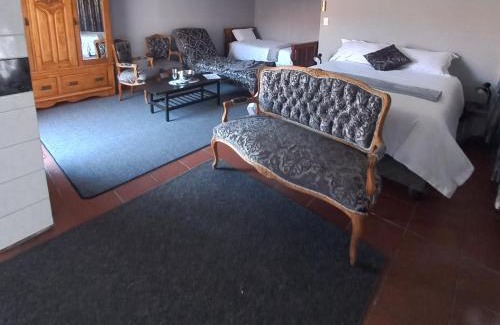 Polokwane Bed & Breakfast | Beit-El BnB: Guest Rated 9/10 with Pool & Breakfast