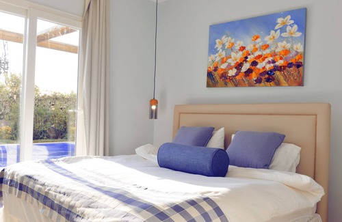 Kfardebian Bed & Breakfast | Premier Stay at Beit Riyad - Top-Rated with Pool & Dining