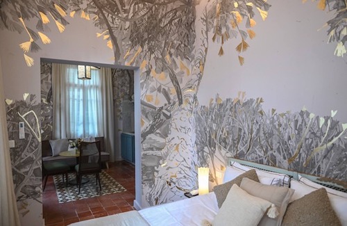Gemmayzeh House | Experience Beit Tamanna: 5-Star Haven with Family Amenities