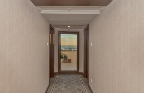 Beyazit Hotel | Relax at Bekdas Hotel Deluxe & Spa with Oceanfront Views