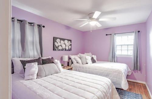 Mobile House | Convenient Bel-Air Bungalow near Midtown and Downtown Mobile