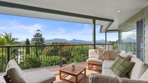 Whitfield House | Bel Air Vista Aurora