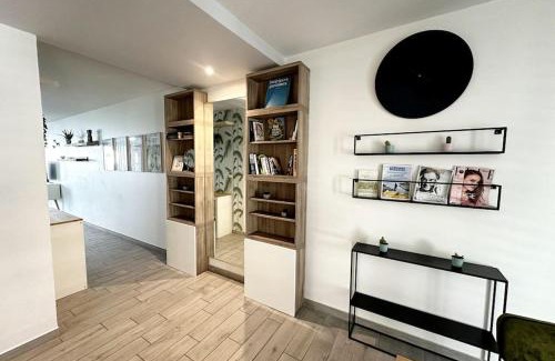 Parc Marianne Apartment | Stylish 4-Star Bel Appart Design with Terrace & Wifi