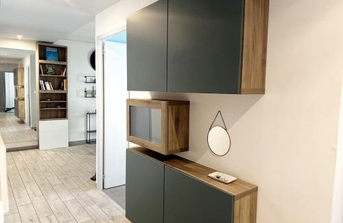 Parc Marianne Apartment | Stylish 4-Star Bel Appart Design with Terrace & Wifi