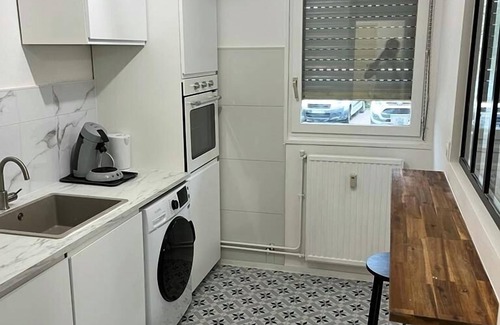 Patrotte Metz-Nord Apartment | Convenient Bel Appart Le Rousseau in Metz with Free Wifi