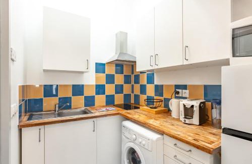 La Varenne Saint-Hilaire Apartment | Comfortable Apartment Near Disneyland with Air Conditioning