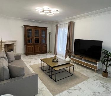 La Lunette Apartment | Prime Apartment in Perpignan - Rated 9.7/10 and Family-Friendly