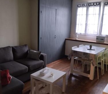 Sombernon Apartment | Scenic Country Apartment with Breathtaking Ocean View