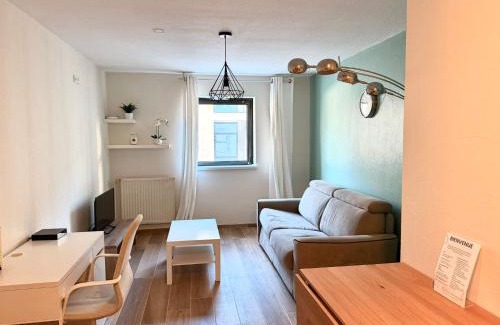 Gorge de Loup Apartment | Serene Apartment with Parking, Rated 8.9/10 for Families