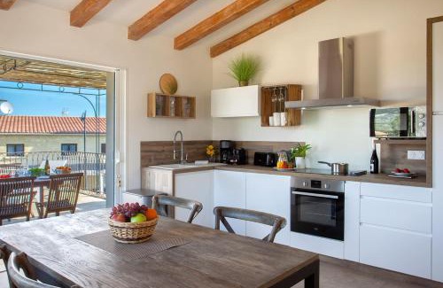Calvi Apartment | Pet-Friendly Apartment Hortensia with Ocean View Terrace