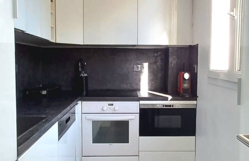 Vignerons Apartment | Ideal Paris Apartment for JO & Disney with Breakfast Included