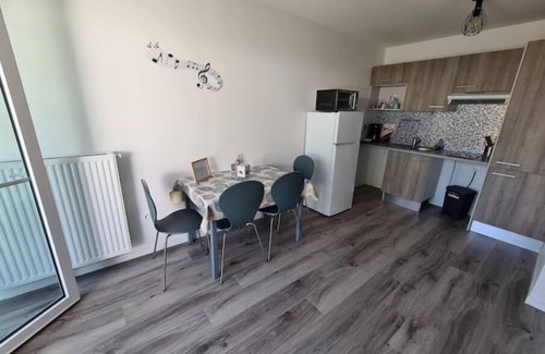 Angoulins Apartment | Modern Apartment with Parking and Family-Friendly Amenities