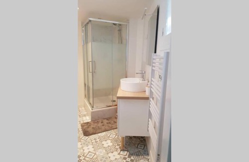 Vitre Apartment | Modern 2-Bedroom Apartment in Vitré’s Heart