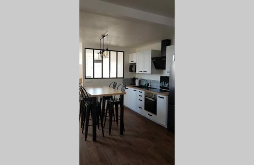 Vitre Apartment | Modern 2-Bedroom Apartment in Vitré’s Heart