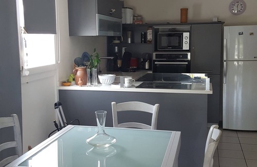 Dampierre Apartment | Beautiful T3 Apartment with Ocean View, Steps from Beach