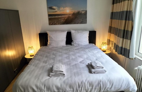 Ghent House | Charming Bel Etage Woning with Child-Friendly Amenities