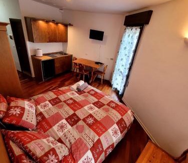 Cesuna di Roana Apartment | Bel Fiore MONOLOCALE: Family and Pet-Friendly Retreat
