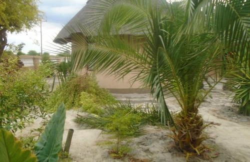 Nata Cabin | Cozy Bel Rea Guest Lodge with Hot Tub & Family Amenities