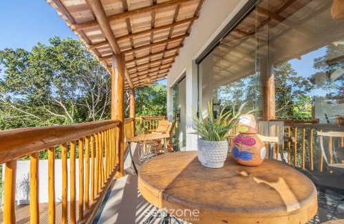 Arraial d'Ajuda House | Inviting Home with Pool in Arraial D'ajuda – Pet Friendly