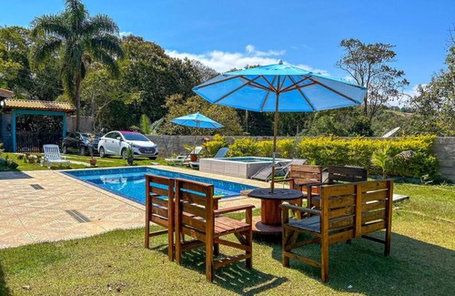 Vila Xavier House | Relaxing Bela Chácara with Pool, Hot Tub & WiFi in Ibiúna