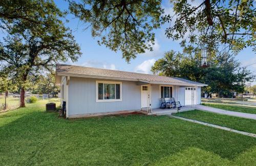 Granite Shoals House | Belaire Boaters Bungalow