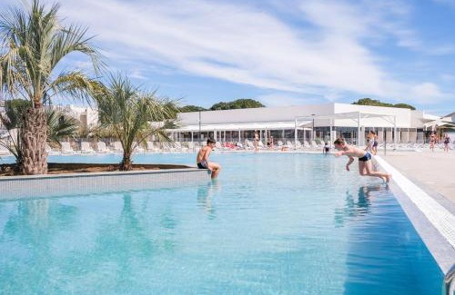 Le Grau-Du-Roi Hotel | Relax at Belambra Clubs Port Camargue - Les Salins Resort