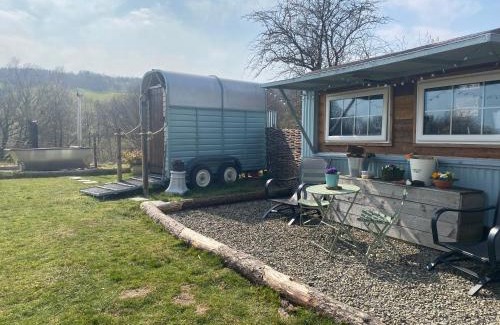 Llanidloes Cabin | Enchanting Belan Bluebell Woods Hut with Hot Tub & More