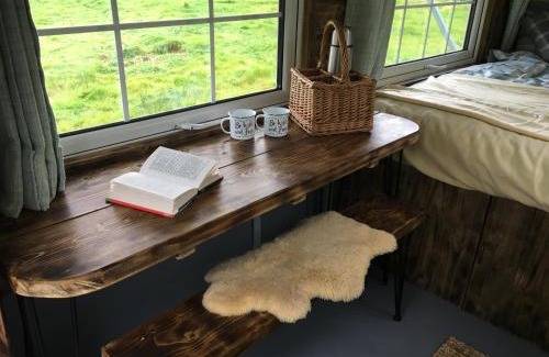Llanidloes Cabin | Enchanting Belan Bluebell Woods Hut with Hot Tub & More