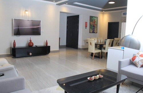 Karuzi Province Hotel | Discover BELAN Hôtel de Ngozi: Family-Friendly Retreat