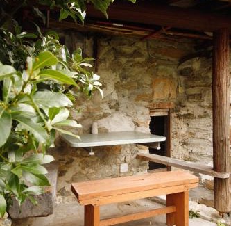 Chiavenna House | Peaceful Retreat at Belcolle with Oceanfront Views