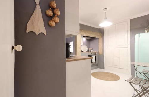 Belem Apartment | Discover Belem Prestige: Family-Friendly with Breakfast Included