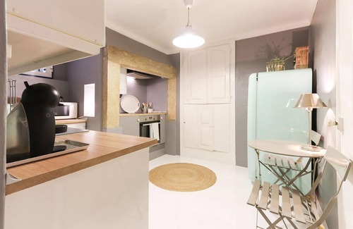 Belem Apartment | Discover Belem Prestige: Family-Friendly with Breakfast Included