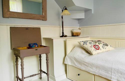 Bolshavn Apartment | Oceanfront Beletage: A 4-Star Stay with Scenic Views
