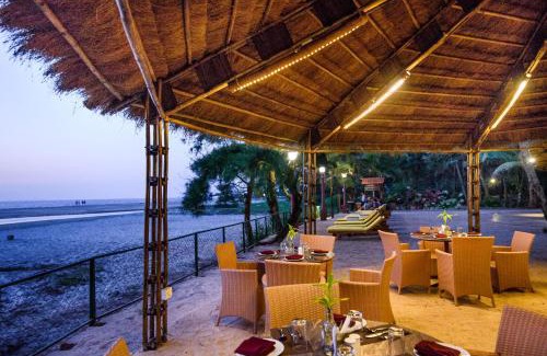 Betalbatim Resort | Relax at Beleza By The Beach: 4-Star Oceanfront Retreat