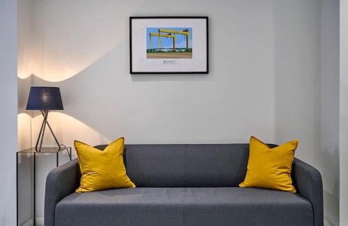 Queens Quarter House | Top-Rated Family-Friendly Stay at Windsor Townhouse, Belfast