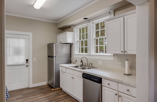 Greater Belhaven House | Belhaven Gem: Guest Rated 10/10 with Family-Friendly Amenities