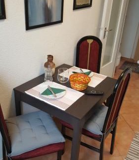 Vogelsang Apartment | Top-Rated Accommodation in Neuss near Düsseldorf & Köln