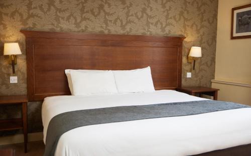 Thetford Hotel | Discover Bell by Greene King Inns: Pet-Friendly Comfort