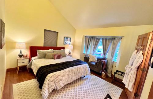 Bear Creek Bed & Breakfast | Experience Relaxation at Bell In The Woods B&B - 4 Star Stay
