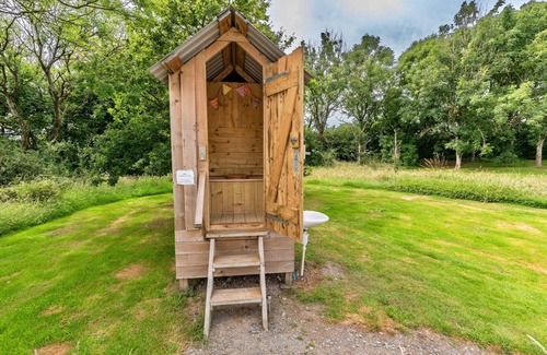 Ilfracombe Ski Chalet | Bell Tent in North Devon near Stunning Beaches