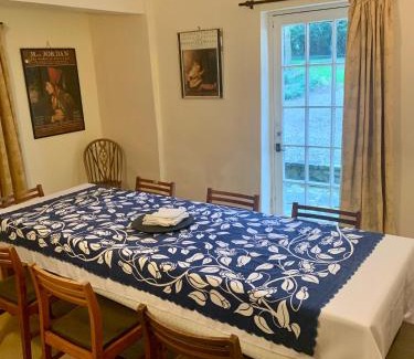 Lugwardine House | Pet-Friendly Retreat at Bell Tower: Rated 8.8/10 by Guests