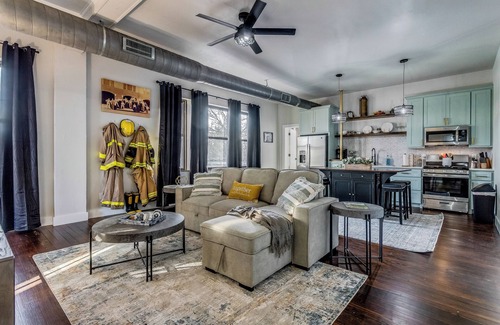 Gainesville Apartment | Bell Tower Loft - Firehouse 1918